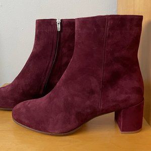 Margaux 'The Boot' in Mulbery Suede